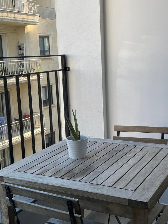 Spacious Seaview Sliema Apt, Steps From Valletta Ferry Ngoại thất bức ảnh