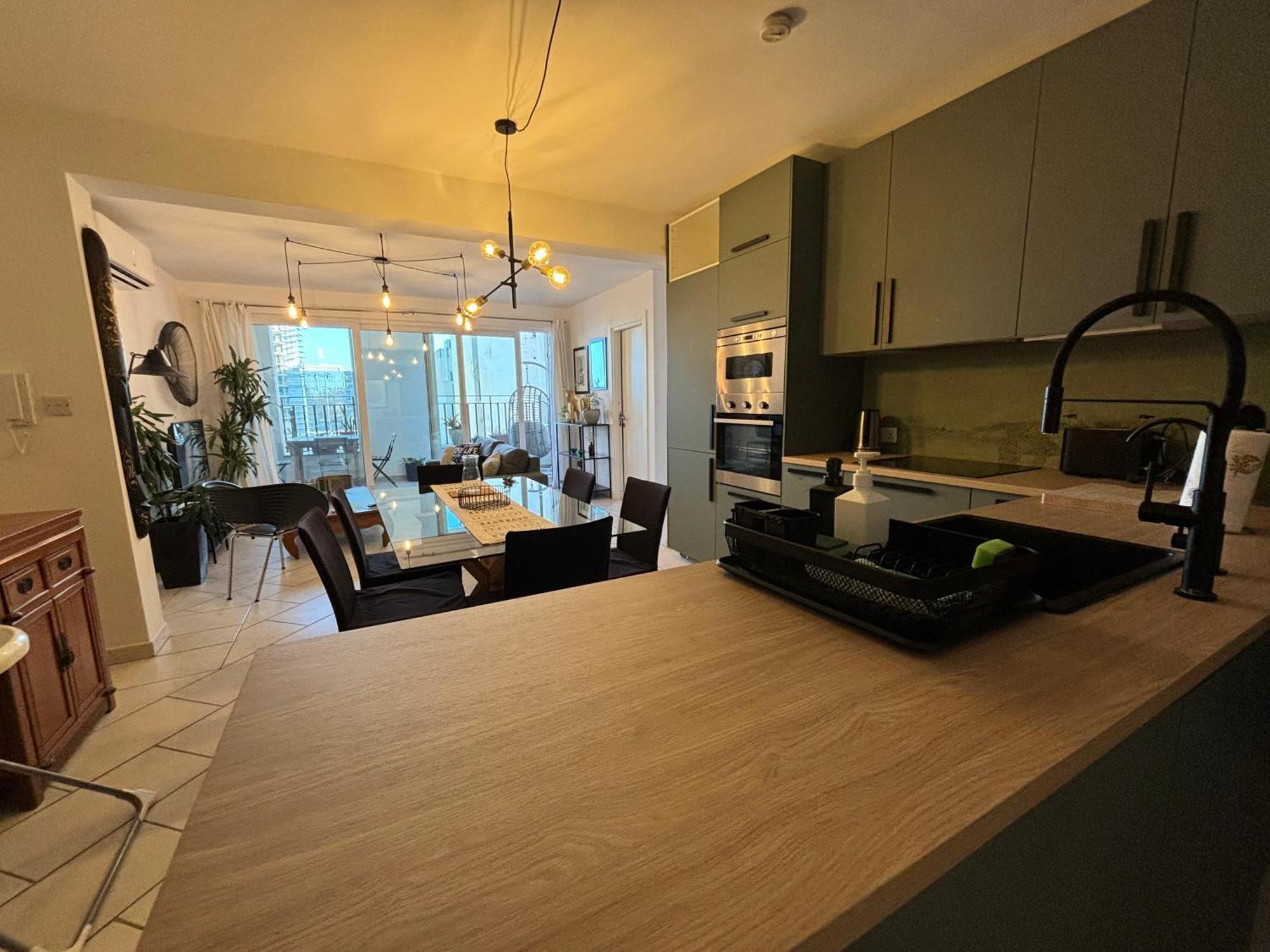 Spacious Seaview Sliema Apt, Steps From Valletta Ferry Ngoại thất bức ảnh