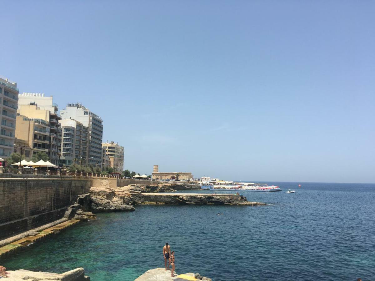 Spacious Seaview Sliema Apt, Steps From Valletta Ferry Ngoại thất bức ảnh